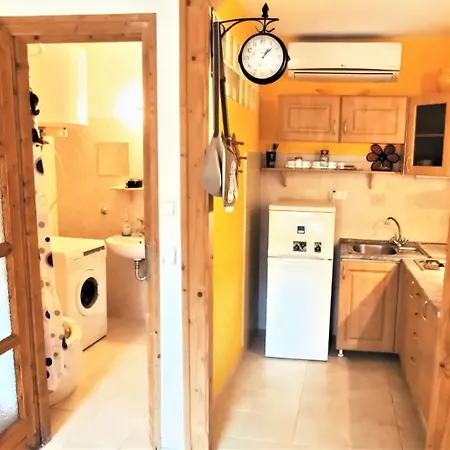 Апартаменты Kis Haz Az Erdo Mellett - Little House Next To The Forest *