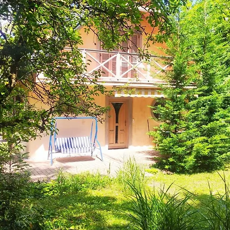 Kis Haz Az Erdo Mellett - Little House Next To The Forest Appartement Balatonakarattya